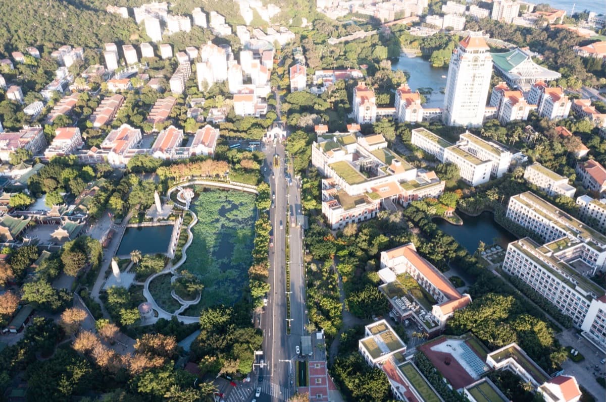 Urban green corridor and public housing landscape in Singapore